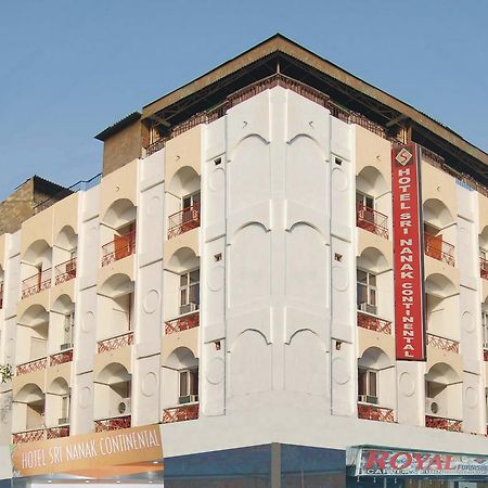 Hotel Sri Nanak Continental Delhi  Exterior photo